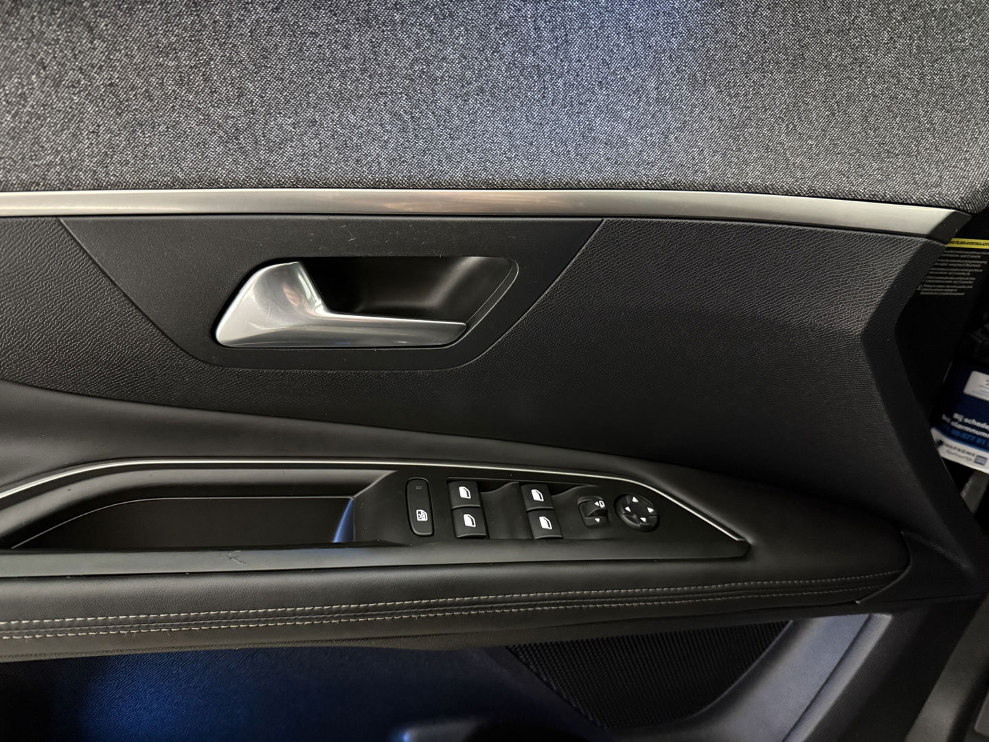 Peugeot 3008 1.2 PureTech | Virtual | Camera | Sfeer | Carplay | Cruise | Stoelverw. | Keyless | NAP