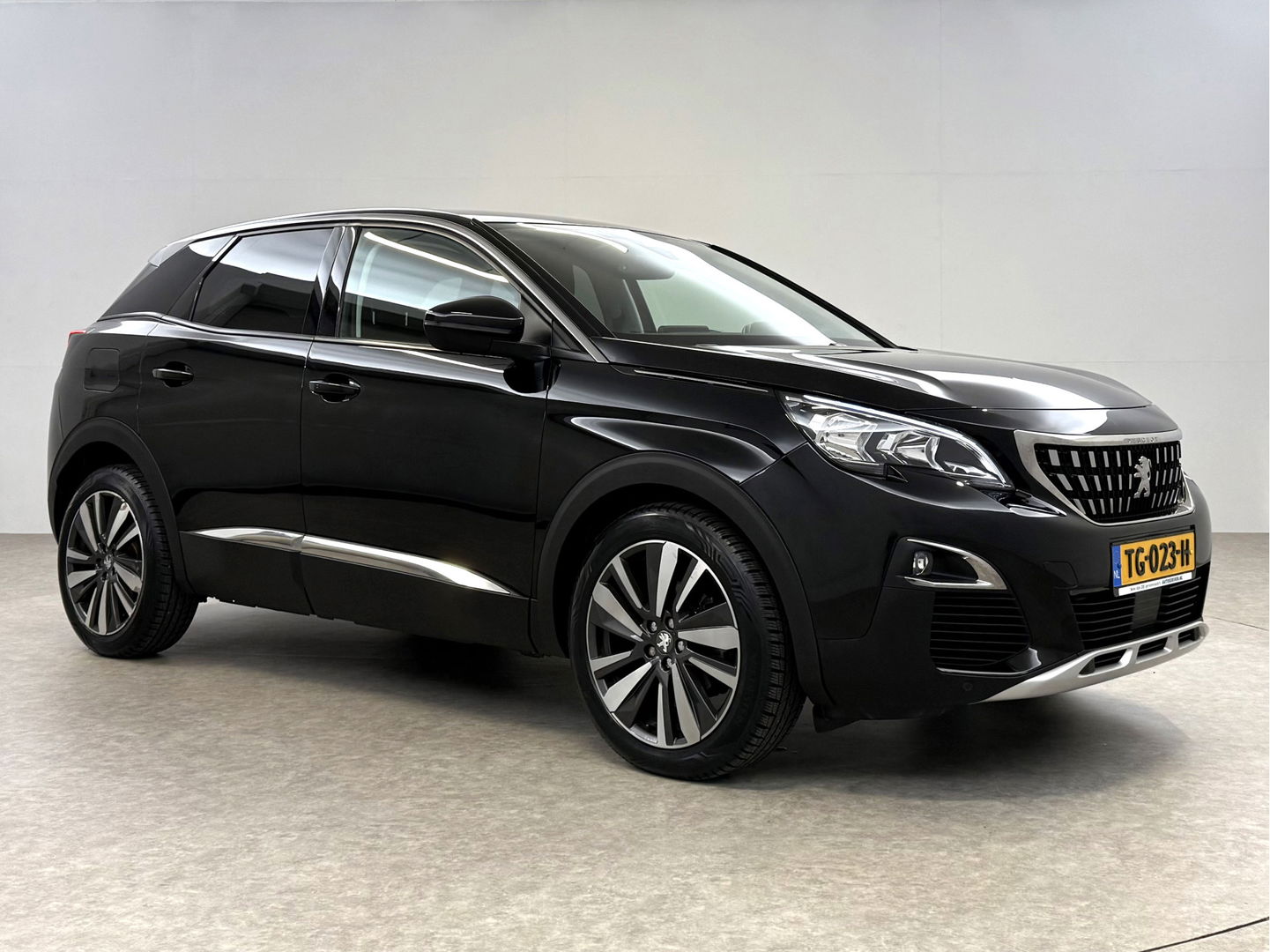 Peugeot 3008 1.2 PureTech | Virtual | Camera | Sfeer | Carplay | Cruise | Stoelverw. | Keyless | NAP