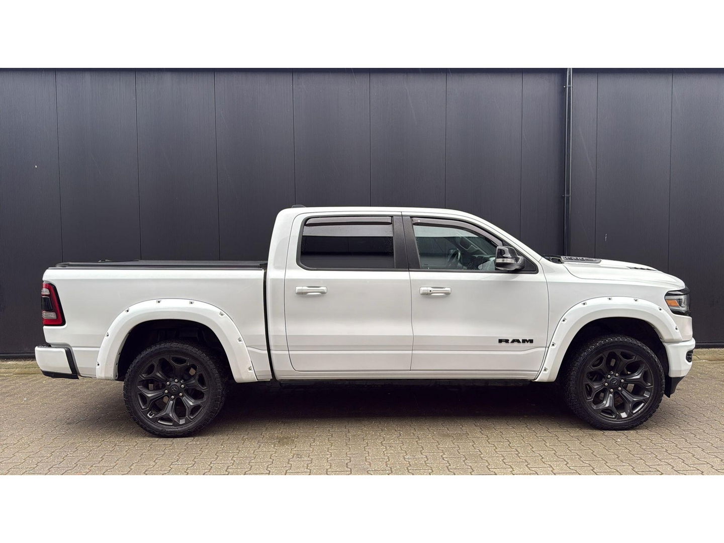 Dodge Ram 1500 5.7 V8 4x4 Crew Cab Limited Pano Led NIEUWE MOTOR