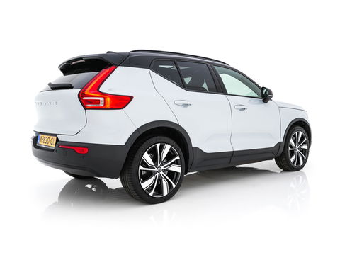 Volvo XC40 Recharge P8 AWD R-Design [ 3-Fase-11kW ] {SOH-89%} (INCL-BTW) *PANO | LEATHER-MICROFIBRE | DIGI-COCKPIT | FULL-LED | NAVI-FULLMAP | ECC | CARPLAY | PDC | KEYLESS | HEATED-SPORTSEATS | BLIS | PRIVACY-GLASS | 20"ALU*