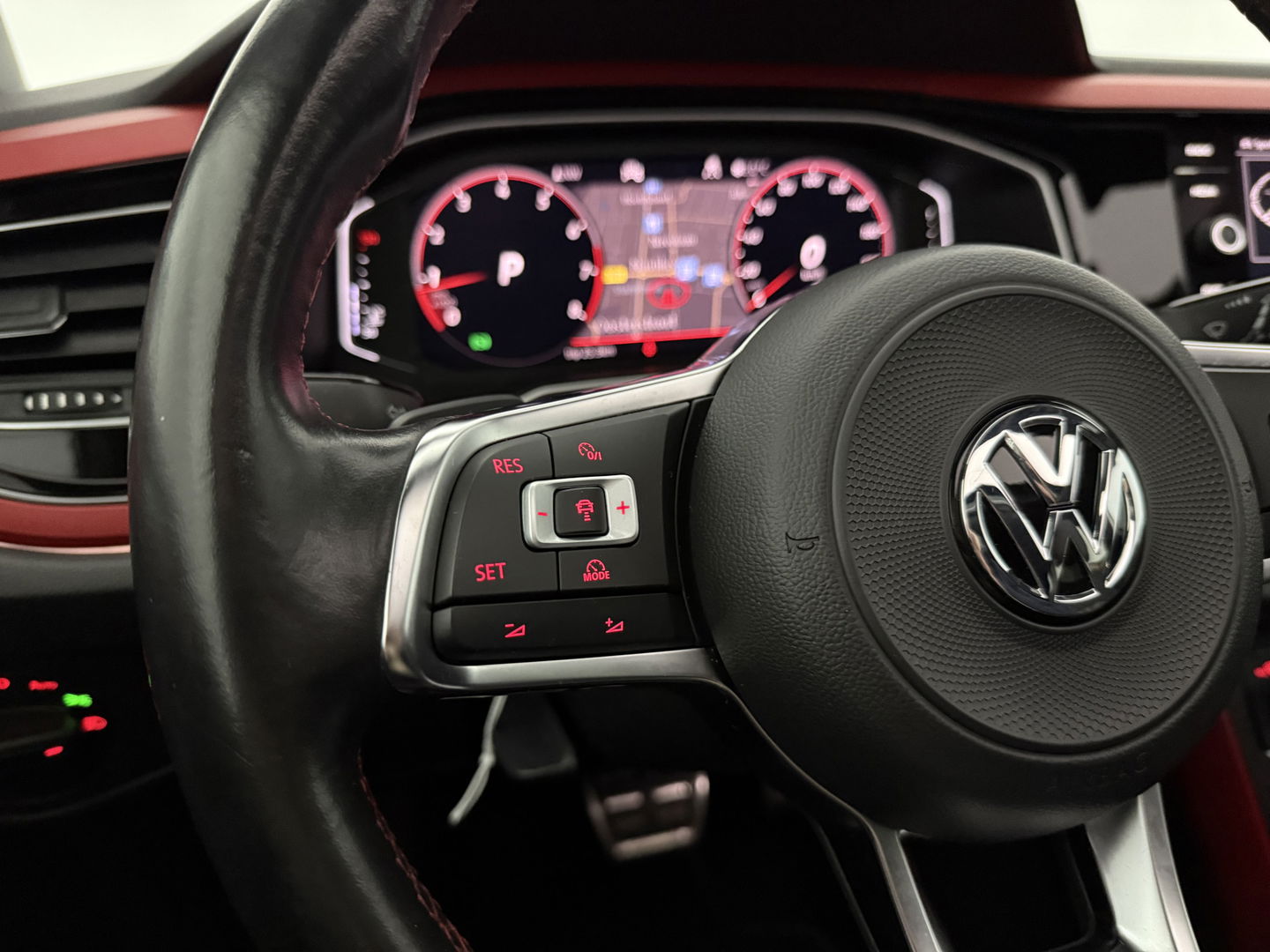 Volkswagen Polo 2.0 TSI GTI 200PK | Pano | Virual | Camera | Carplay | Adap. Cruise | Navi | LED | NAP
