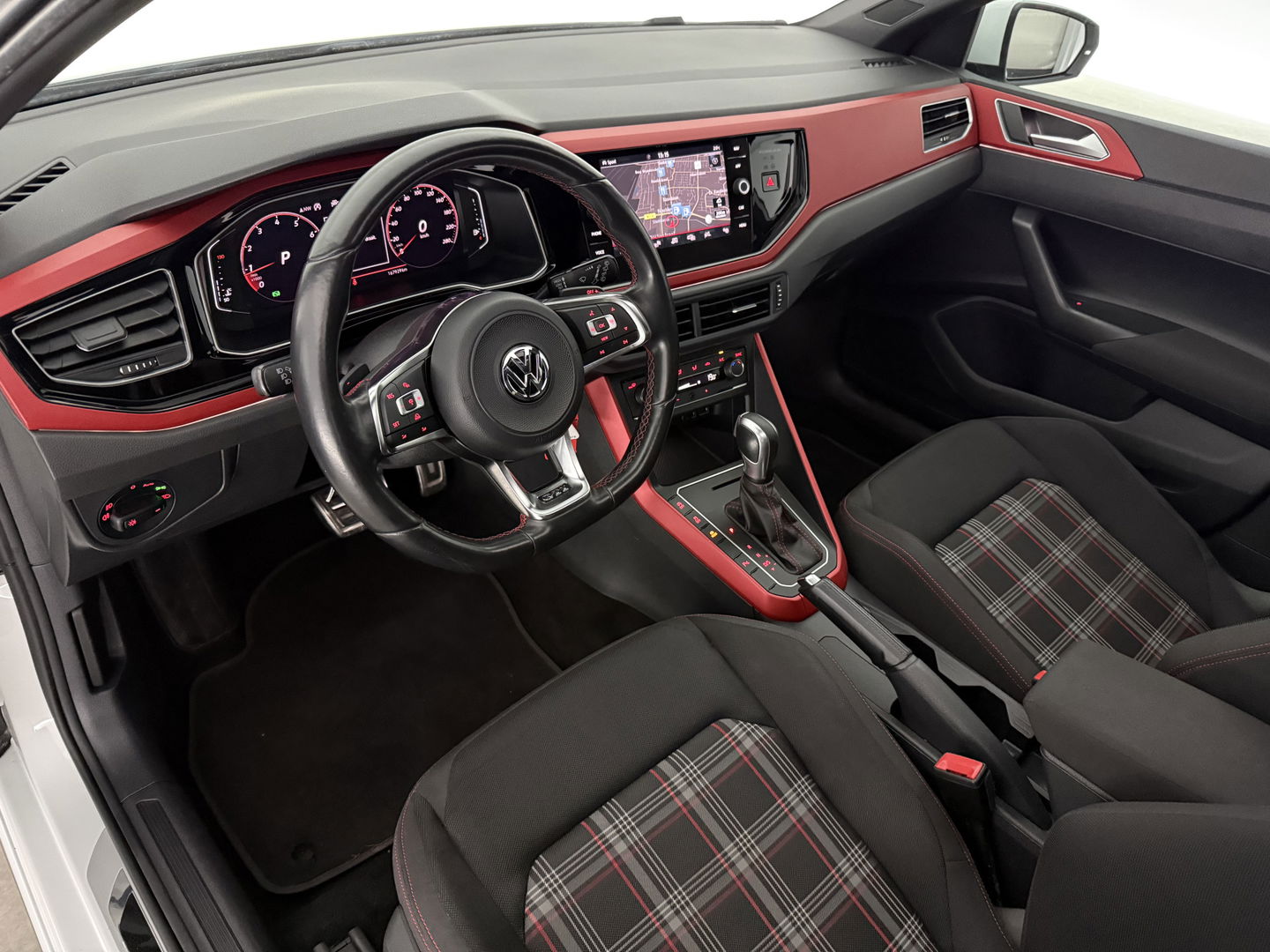 Volkswagen Polo 2.0 TSI GTI 200PK | Pano | Virual | Camera | Carplay | Adap. Cruise | Navi | LED | NAP