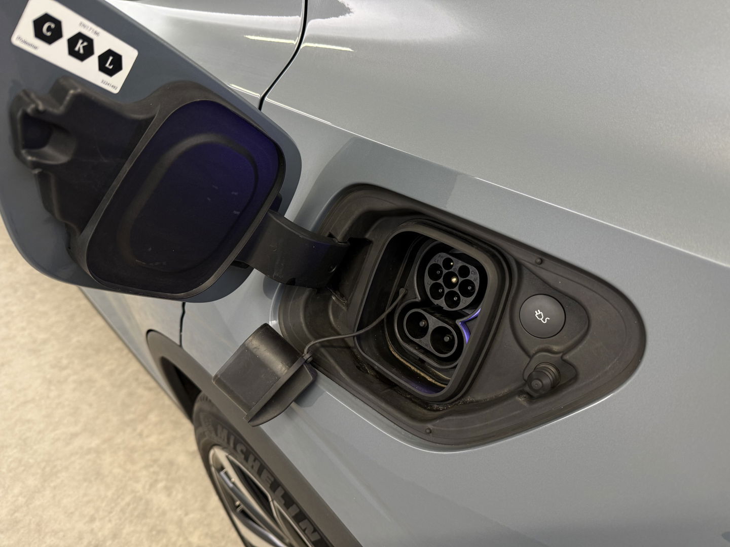 Polestar 2 Long Range Dual Motor 78kWh Launch Edition | SOH 93% | Snelladen | H/K | Pano | Virtual | Memory | Adap. Cruise | 360° Cam | Stoel/Stuur verw. | Trekh. | Keyless | Carplay