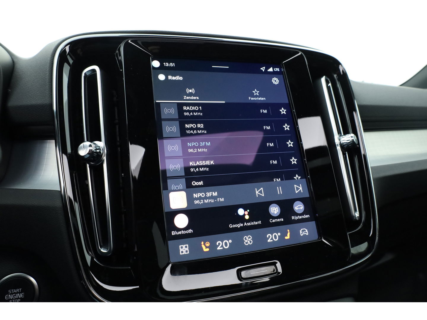 Volvo XC40 B3 Plus Black Edition | Pano | Keyless | H&K | 360Cam| Stoel- Stuurverw. | CarPlay | Pilot Assist | Google | ACC