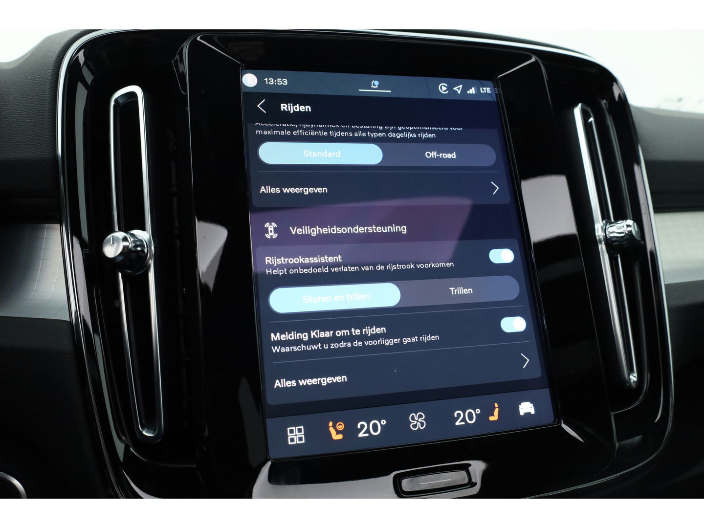 Volvo XC40 B3 Plus Black Edition | Pano | Keyless | H&K | 360Cam| Stoel- Stuurverw. | CarPlay | Pilot Assist | Google | ACC