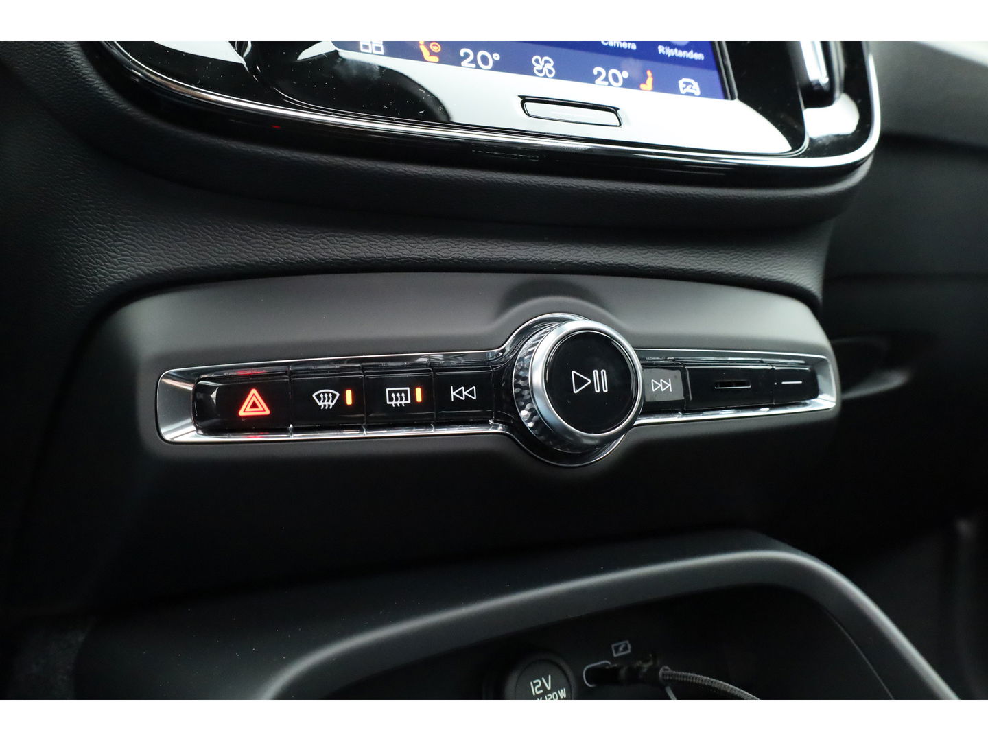 Volvo XC40 B3 Plus Black Edition | Pano | Keyless | H&K | 360Cam| Stoel- Stuurverw. | CarPlay | Pilot Assist | Google | ACC