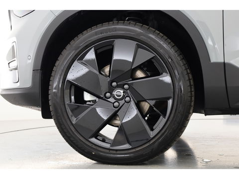 Volvo XC40 B3 Plus Black Edition | Pano | Keyless | H&K | 360Cam| Stoel- Stuurverw. | CarPlay | Pilot Assist | Google | ACC