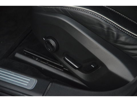 Volvo V90 B4 R-Design | 360° Camera | Harman/Kardon | Stoel + Stuur Verwarmd | Pilot-Assist | Apple CarPlay |