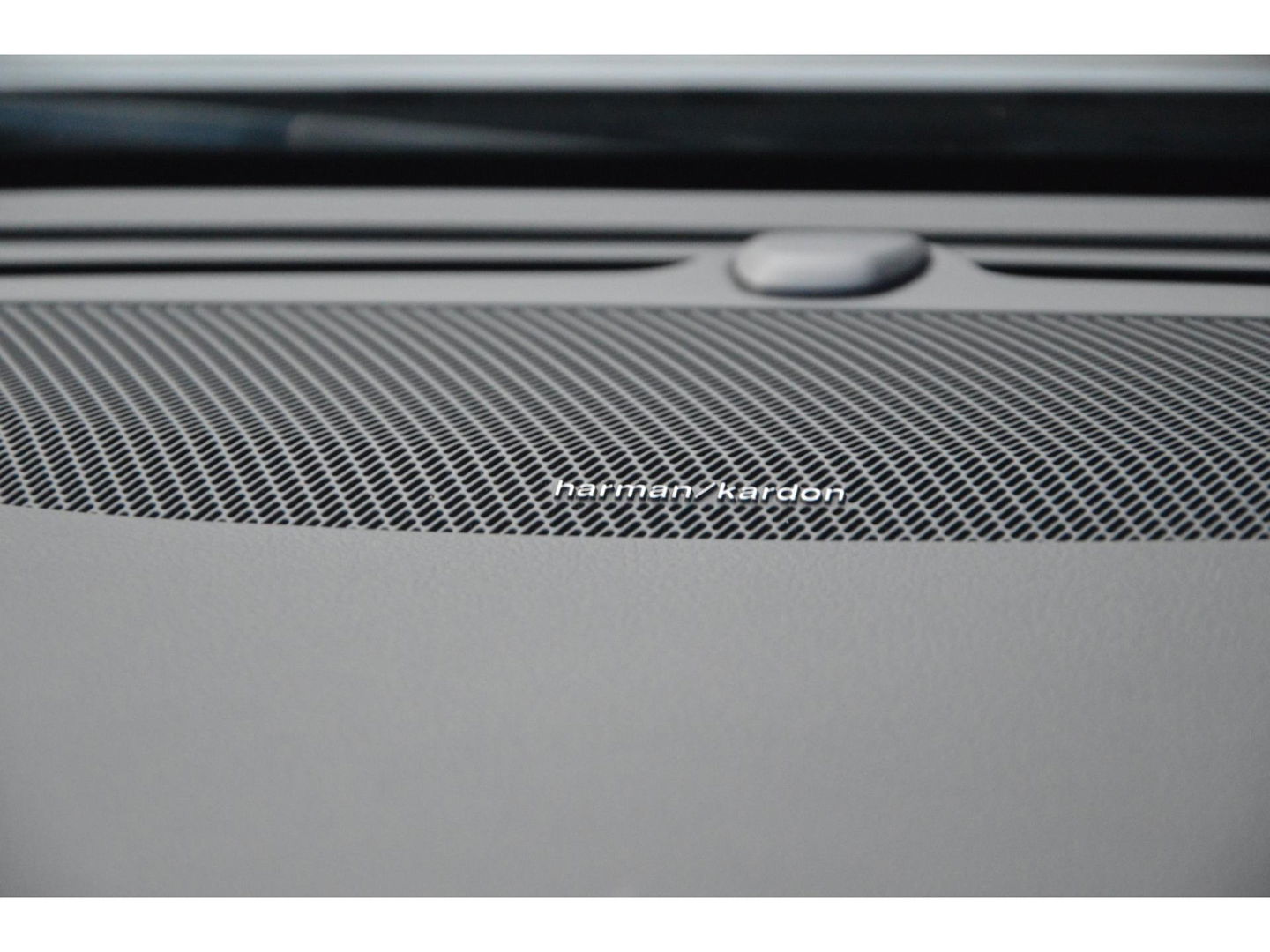 Volvo V90 B4 R-Design | 360° Camera | Harman/Kardon | Stoel + Stuur Verwarmd | Pilot-Assist | Apple CarPlay |