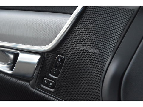 Volvo V90 B4 R-Design | 360° Camera | Harman/Kardon | Stoel + Stuur Verwarmd | Pilot-Assist | Apple CarPlay |
