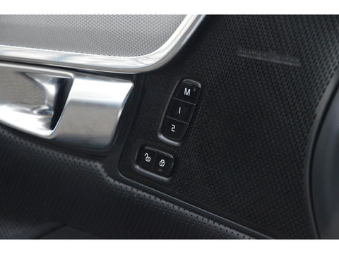 Volvo V90 B4 R-Design | 360° Camera | Harman/Kardon | Stoel + Stuur Verwarmd | Pilot-Assist | Apple CarPlay |