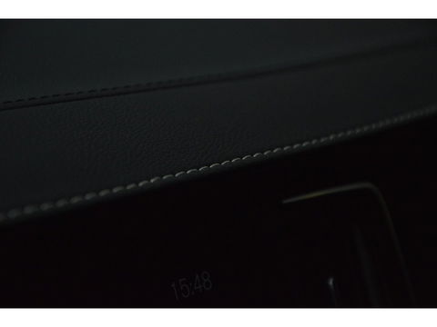 Volvo V90 B4 R-Design | 360° Camera | Harman/Kardon | Stoel + Stuur Verwarmd | Pilot-Assist | Apple CarPlay |