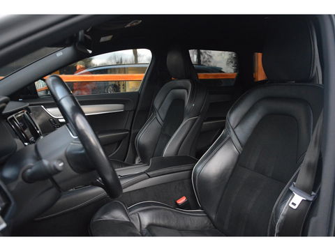 Volvo V90 B4 R-Design | 360° Camera | Harman/Kardon | Stoel + Stuur Verwarmd | Pilot-Assist | Apple CarPlay |
