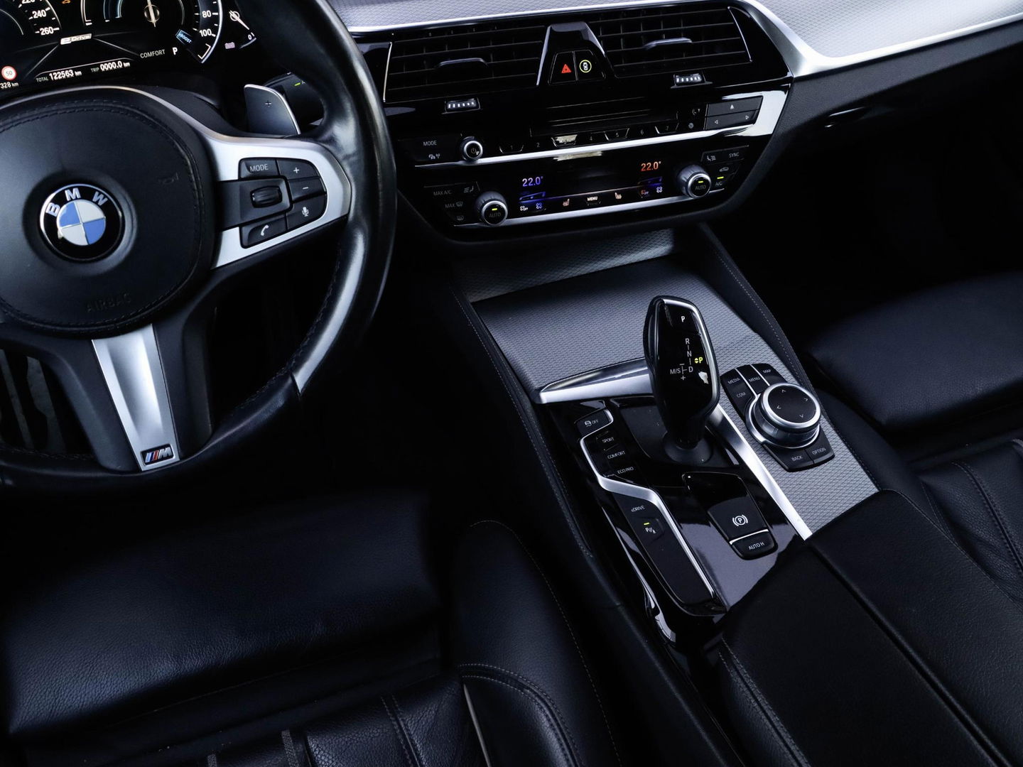 BMW 5 Serie 530e iPerformance M Sport High Executive Alpinweiss