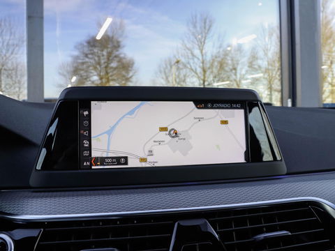 BMW 5 Serie 530e iPerformance M Sport High Executive Alpinweiss