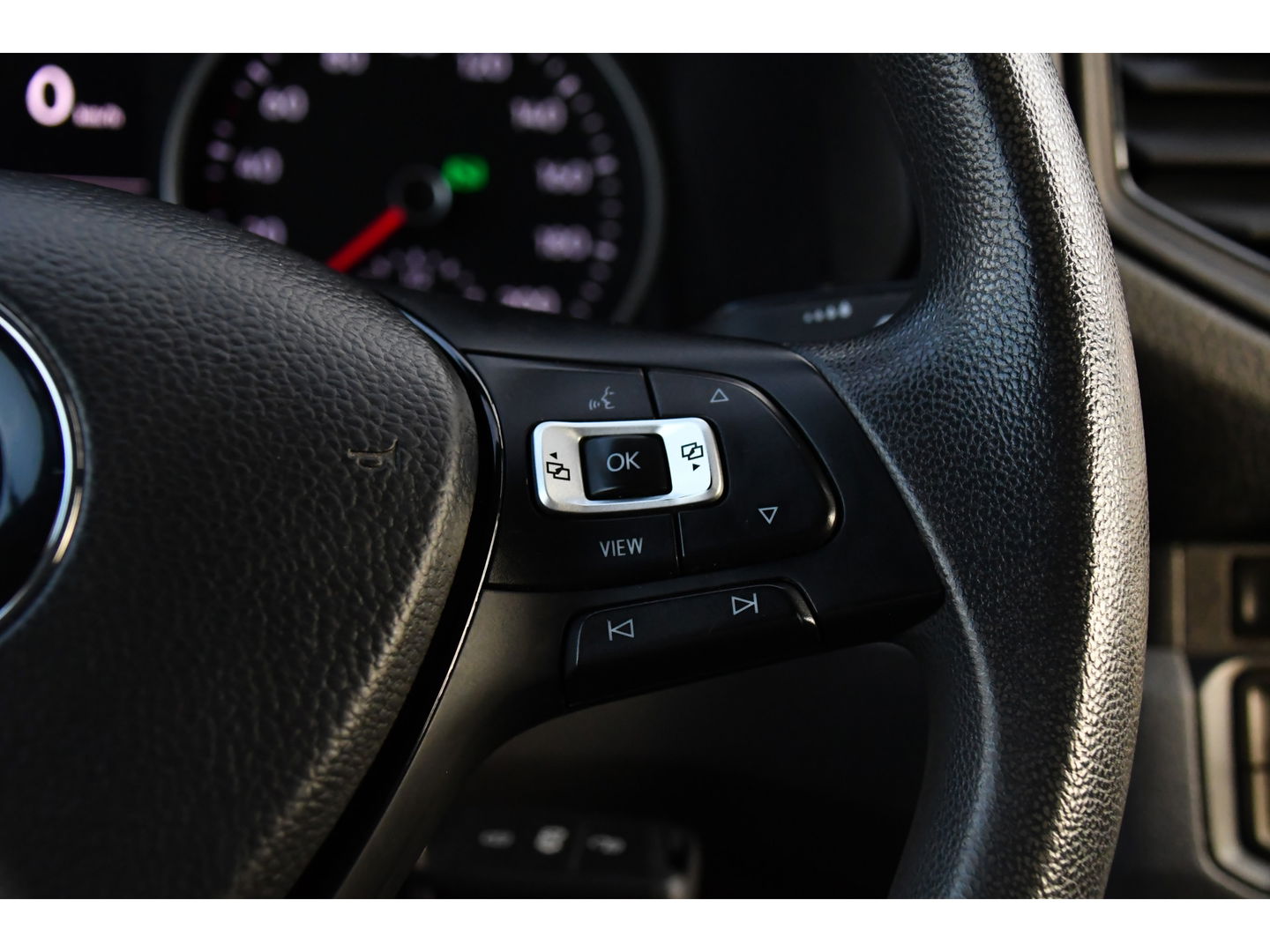 Volkswagen Crafter 2.0 TDI L3H2 Highline PB Edition Adaptieve Cruise, Camera, Carplay, LED, 177pk, Automaat, Voorruit verwarming, Sensoren, Trekhaak, Uniek!