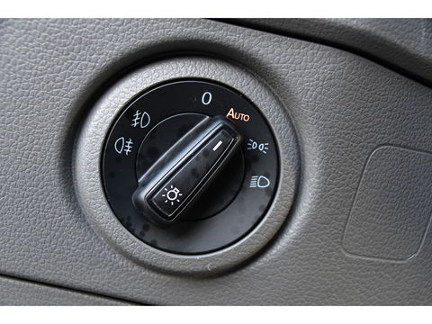 Volkswagen Crafter 2.0 TDI L3H2 Highline PB Edition Adaptieve Cruise, Camera, Carplay, LED, 177pk, Automaat, Voorruit verwarming, Sensoren, Trekhaak, Uniek!