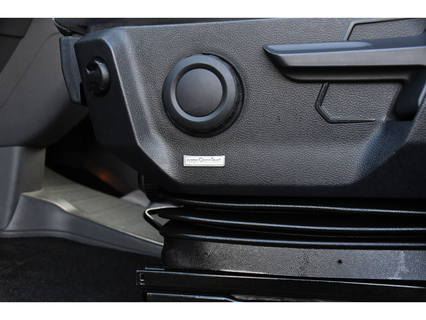 Volkswagen Crafter 2.0 TDI L3H2 Highline PB Edition Adaptieve Cruise, Camera, Carplay, LED, 177pk, Automaat, Voorruit verwarming, Sensoren, Trekhaak, Uniek!