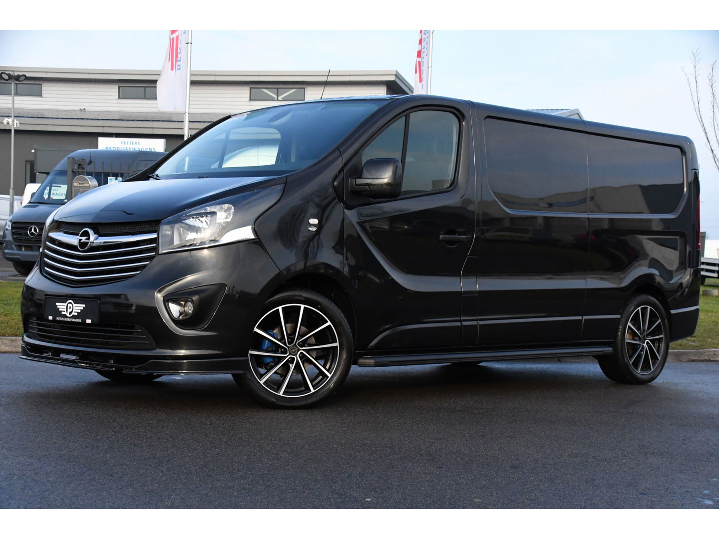 Opel Vivaro 1.6 CDTI L2H1 Sport Black Edition Camera, Cruise, 125pk, Multimedia, Trekhaak, LED, Sensoren, Trekhaak, Uniek!