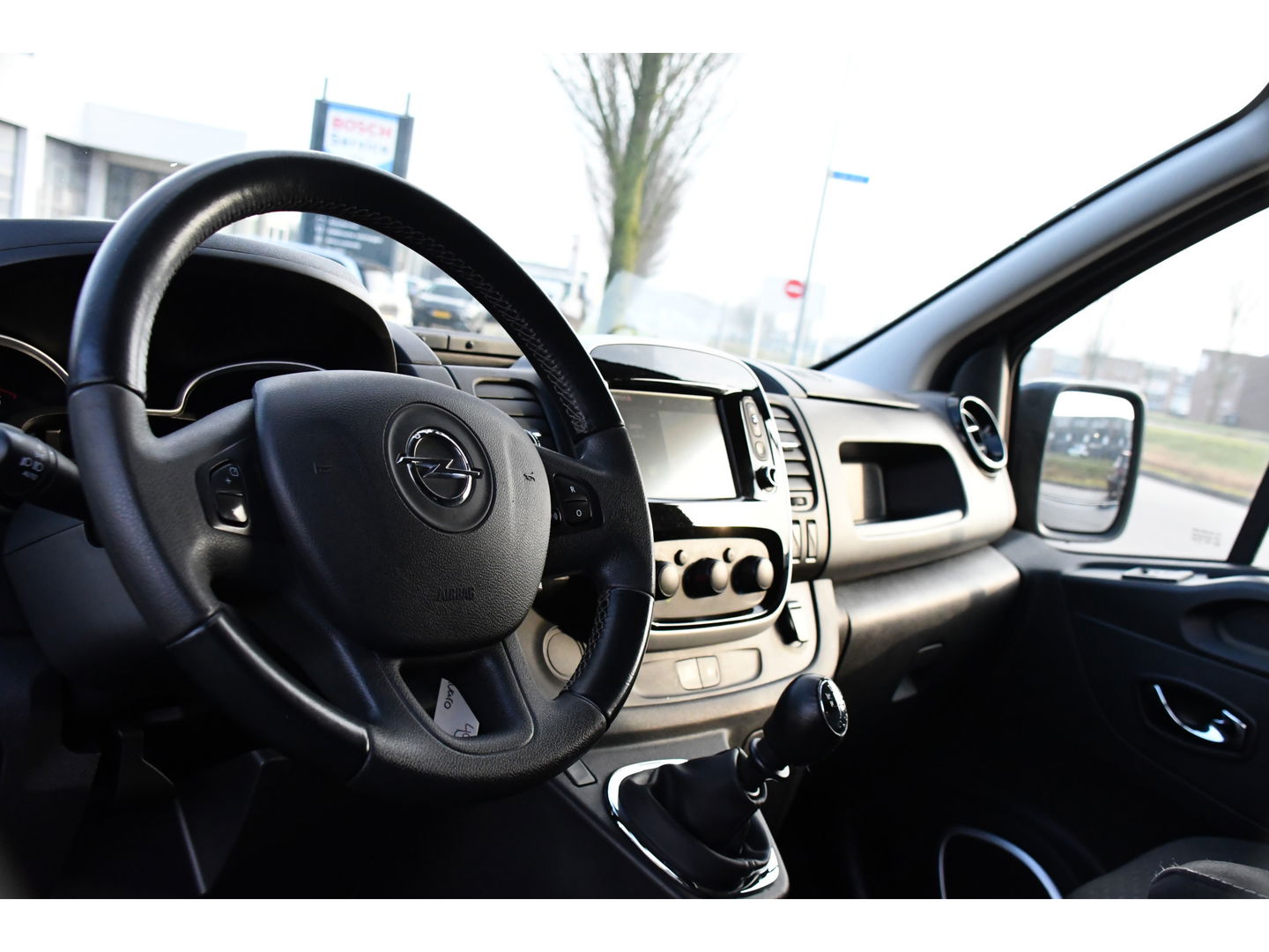 Opel Vivaro 1.6 CDTI L2H1 Sport Black Edition Camera, Cruise, 125pk, Multimedia, Trekhaak, LED, Sensoren, Trekhaak, Uniek!