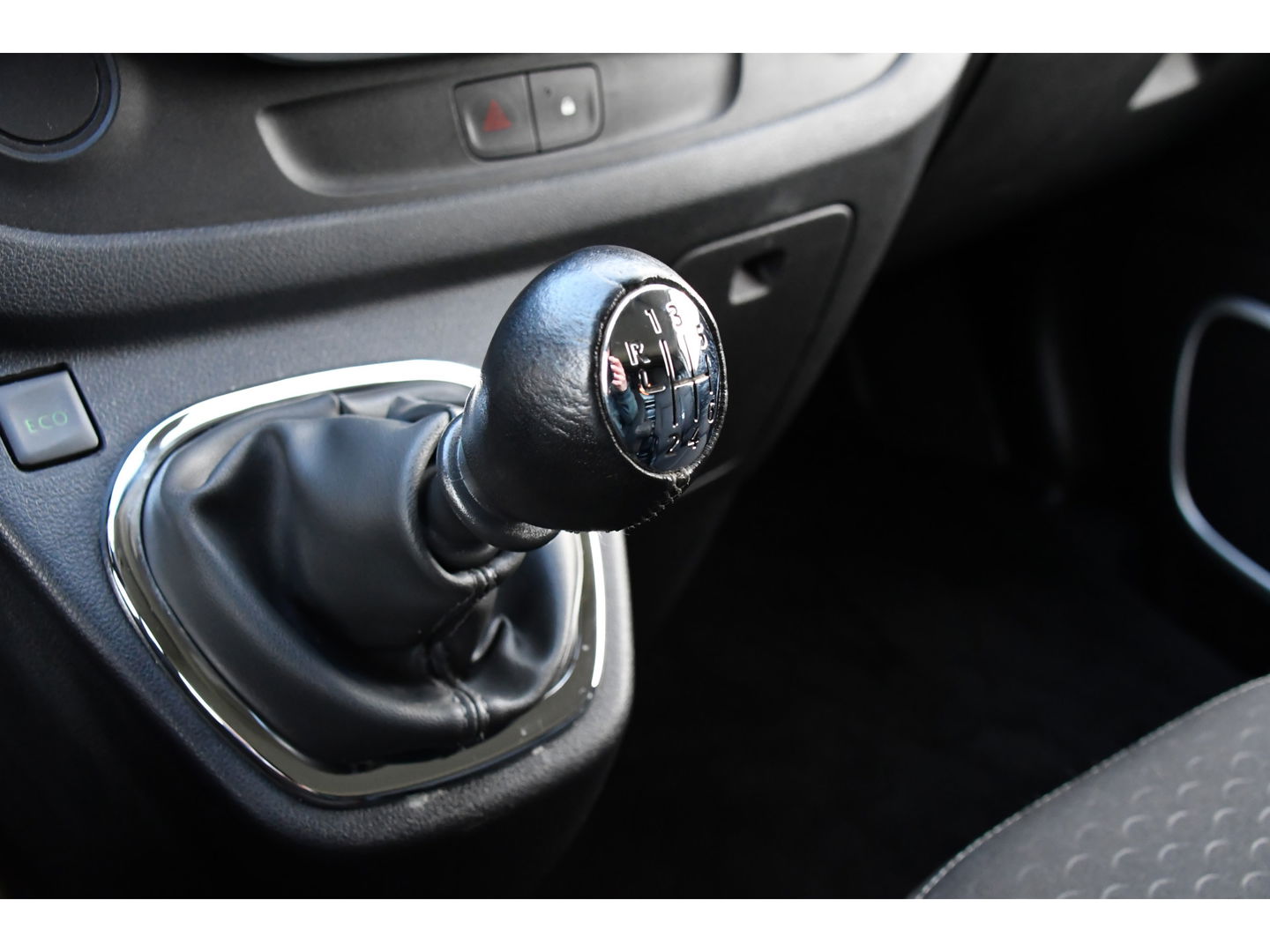 Opel Vivaro 1.6 CDTI L2H1 Sport Black Edition Camera, Cruise, 125pk, Multimedia, Trekhaak, LED, Sensoren, Trekhaak, Uniek!