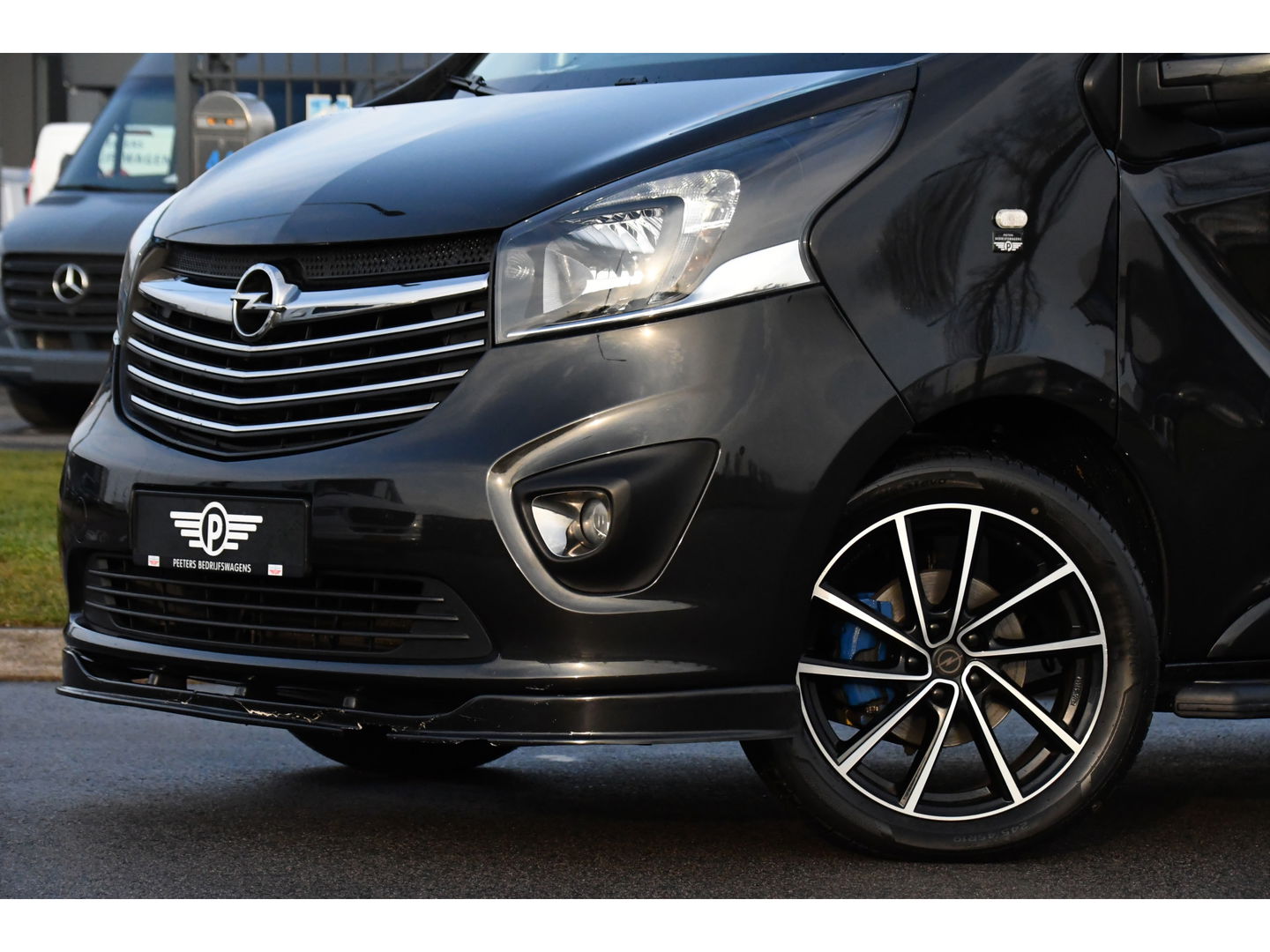 Opel Vivaro 1.6 CDTI L2H1 Sport Black Edition Camera, Cruise, 125pk, Multimedia, Trekhaak, LED, Sensoren, Trekhaak, Uniek!
