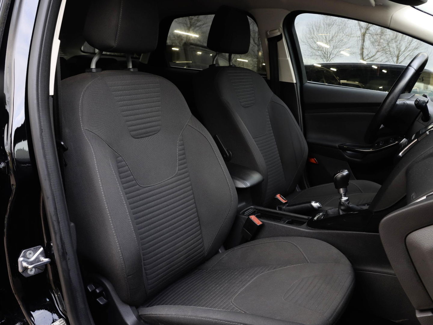 Ford FOCUS Wagon 1.0 ST-Line 125PK S Edition | Winterpakket | Parking Pack