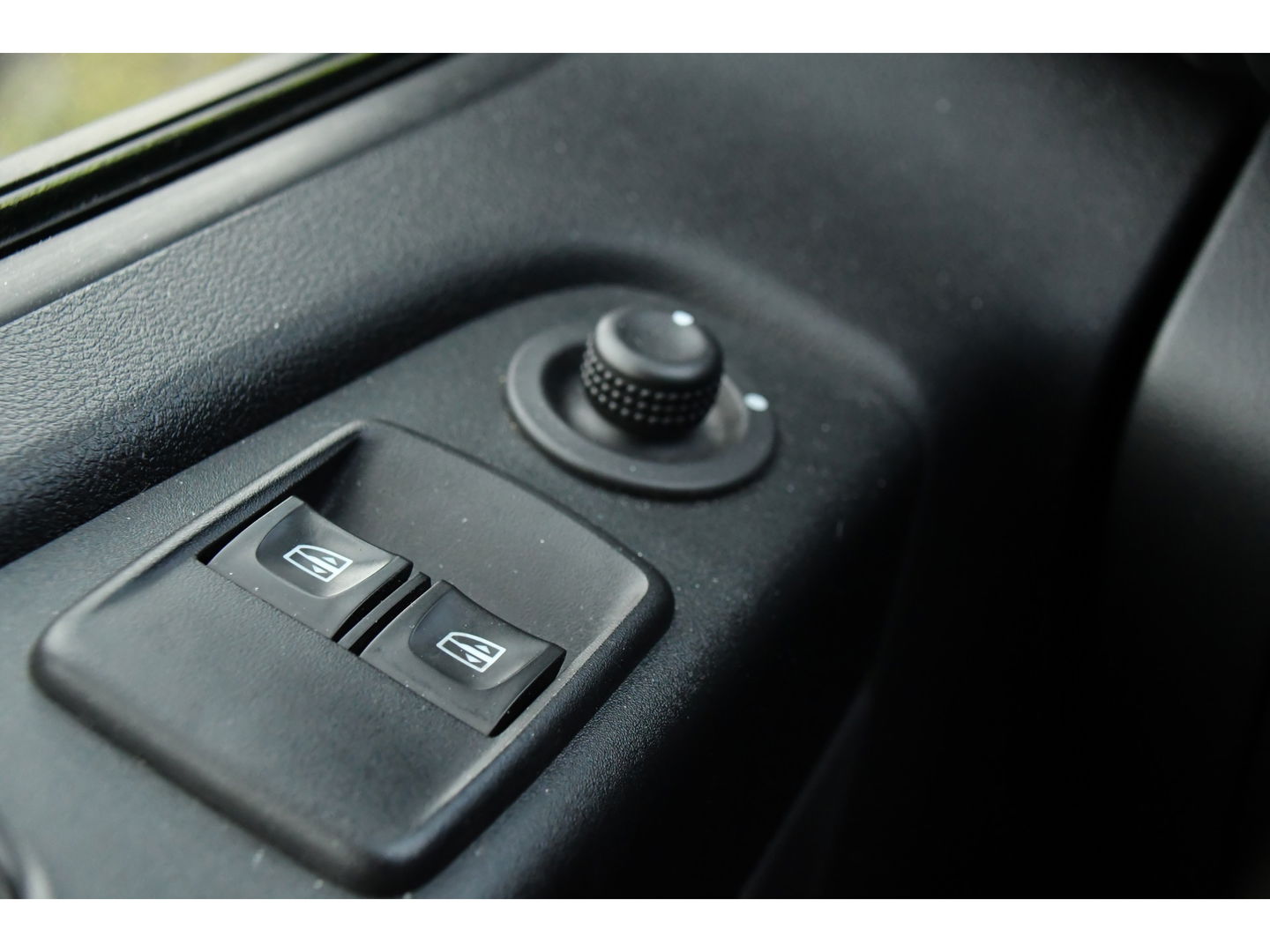 Renault Trafic 2.0 dCi 145 T29 L2H1 DC Luxe PB Edition Camera, Cruise, Carplay, Clima, 145pk, NAVI, Trekhaak, Multimedia, LED, Uniek!