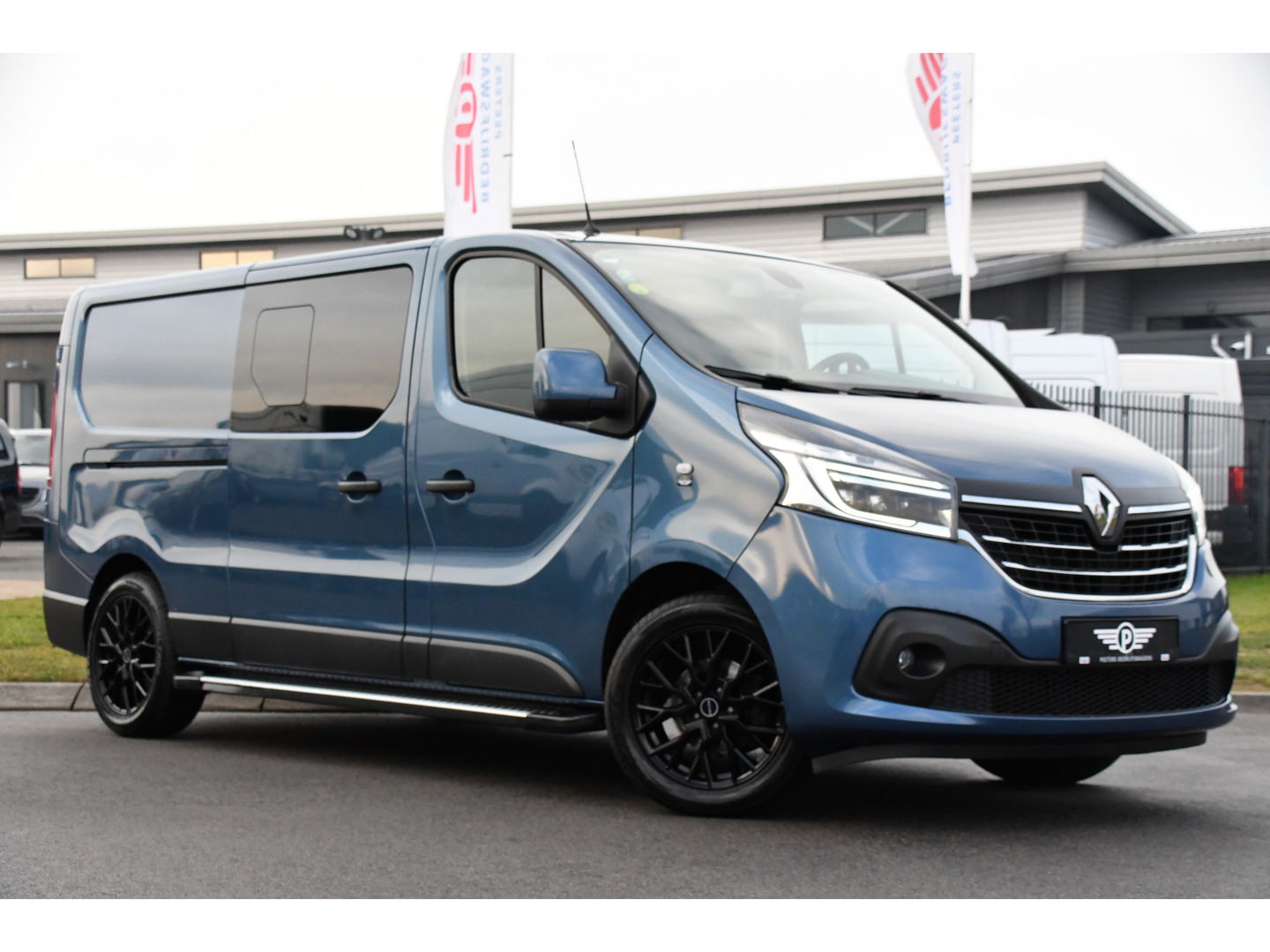 Renault Trafic 2.0 dCi 145 T29 L2H1 DC Luxe PB Edition Camera, Cruise, Carplay, Clima, 145pk, NAVI, Trekhaak, Multimedia, LED, Uniek!
