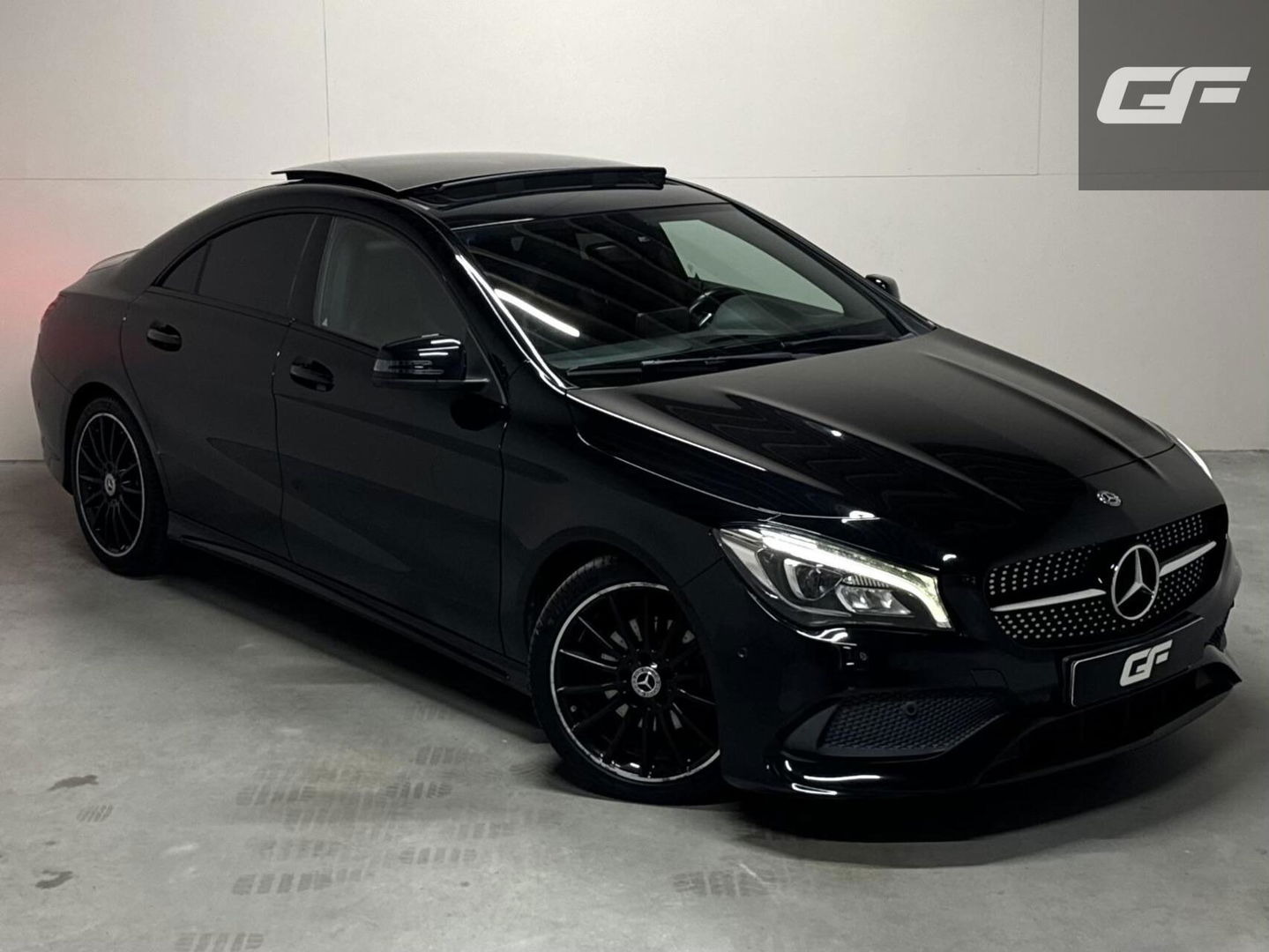 Mercedes-Benz CLA AMG Pano Sfeer Navi Cruise NAP
