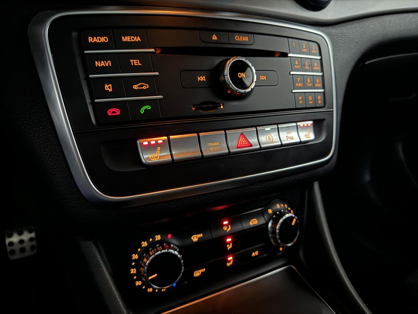 Mercedes-Benz CLA AMG Pano Sfeer Navi Cruise NAP