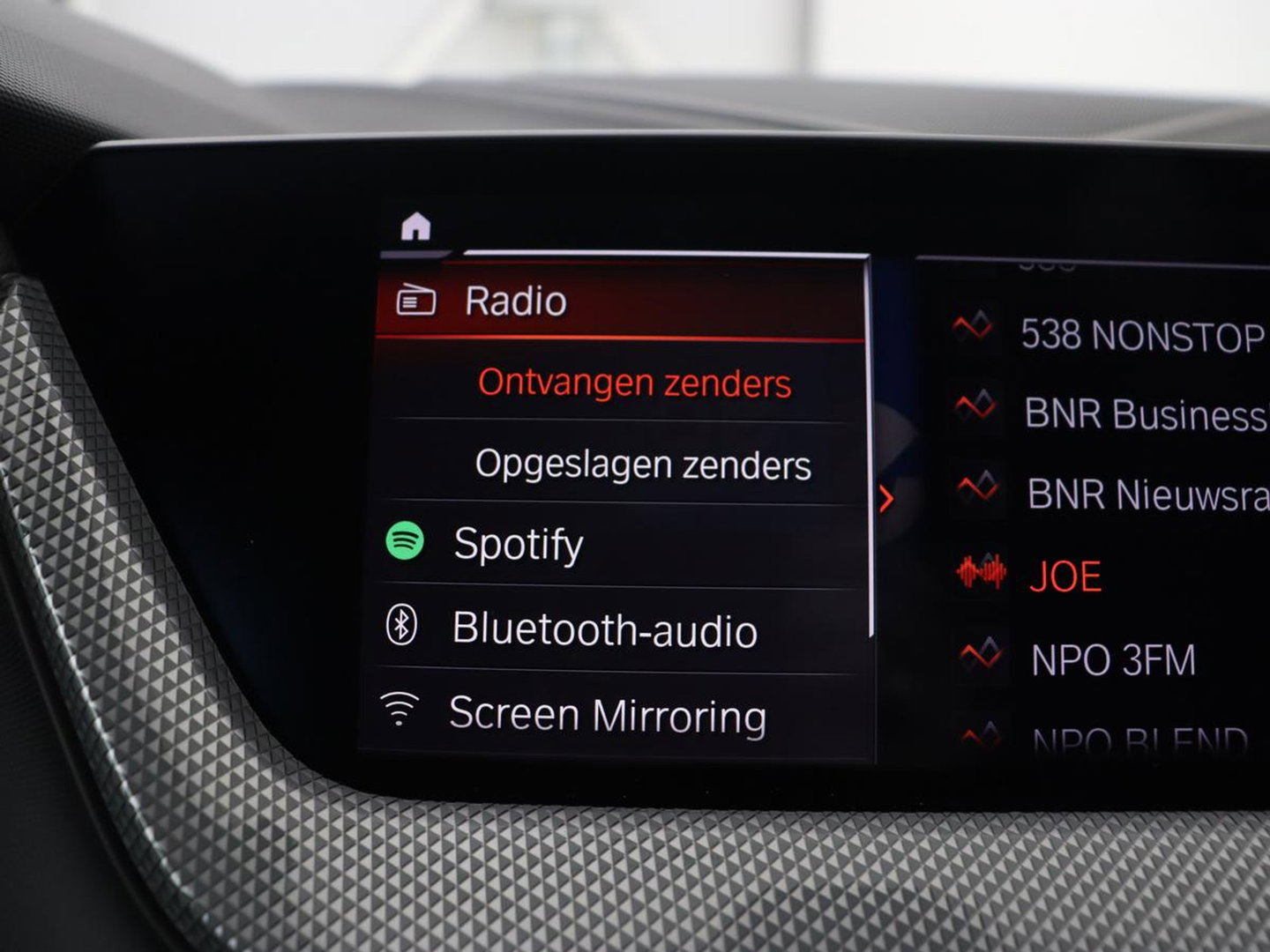BMW 2 Serie Gran Coupé 220i High Executive | Head-Up | Adaptive cruise | Leder | Camera | Stoelverwarming | Sportstoelen | Luxury Line | Carplay | Live Cockpit | Navigatie | Park Assist | Full LED