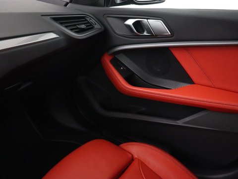 BMW 2 Serie Gran Coupé 220i High Executive | Head-Up | Adaptive cruise | Leder | Camera | Stoelverwarming | Sportstoelen | Luxury Line | Carplay | Live Cockpit | Navigatie | Park Assist | Full LED