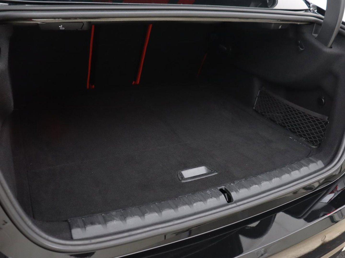 BMW 2 Serie Gran Coupé 220i High Executive | Head-Up | Adaptive cruise | Leder | Camera | Stoelverwarming | Sportstoelen | Luxury Line | Carplay | Live Cockpit | Navigatie | Park Assist | Full LED