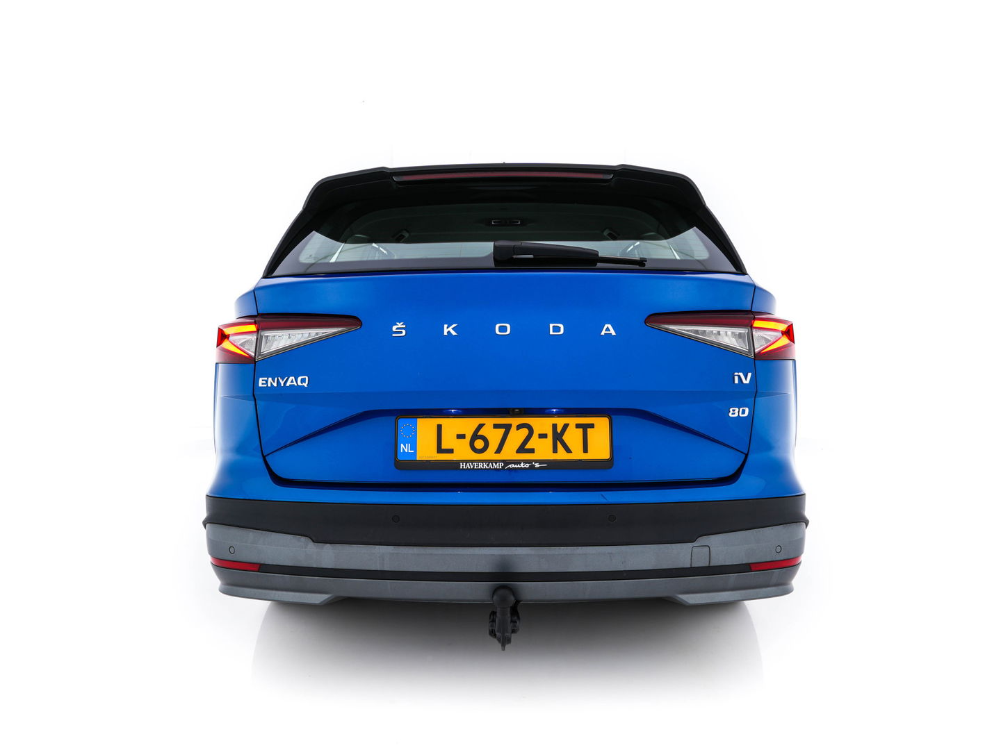 Škoda Enyaq iV 80 [ 3-Fase ] {SOH-88% } (INCL-BTW) *LEATHER-FABRIC | FULL-LED | DIGI-COCKPIT | CAMERA | KEYLESS | NAVI-FULLMAP | AMBIENT-LIGHT | ECC | HEATED-COMFORTSEATS | DAB+ | PDC | CRUISE | CARPLAY | TOWBAR | 19"ALU*