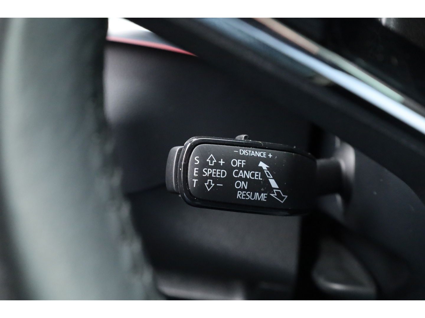 Škoda Karoq 1.5 TSI ACT Style DSG | Navi | Adapt. Cruise | Camera | Keyless | All Season | Apple CarPlay | Stoelverw.