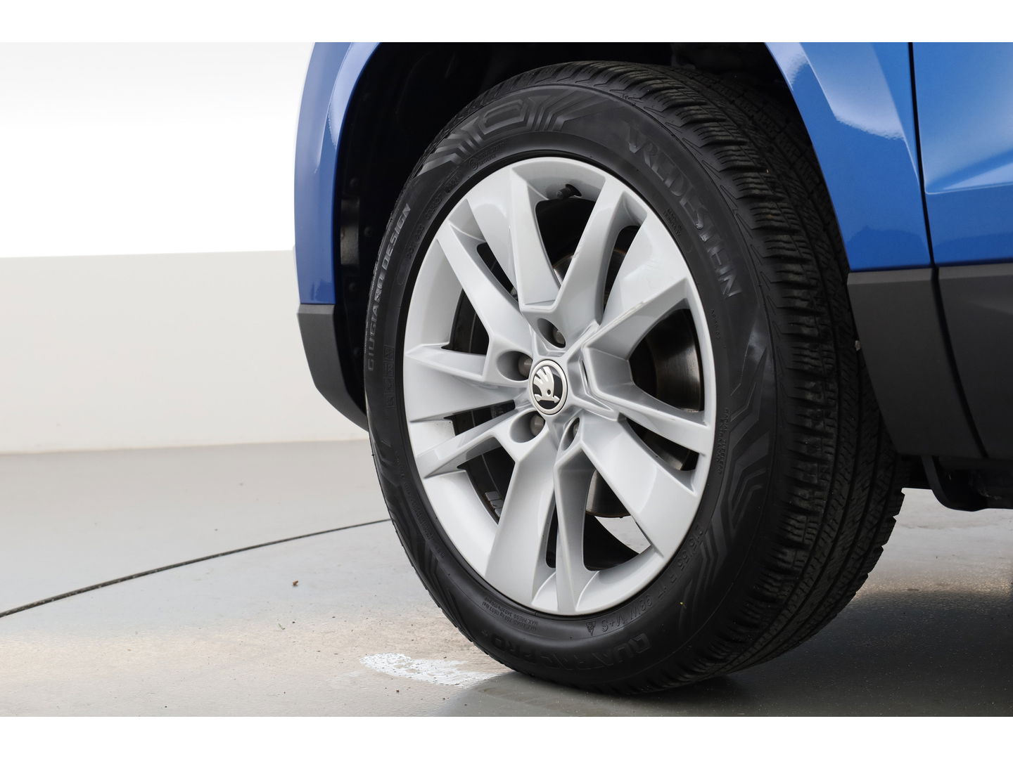 Škoda Karoq 1.5 TSI ACT Style DSG | Navi | Adapt. Cruise | Camera | Keyless | All Season | Apple CarPlay | Stoelverw.