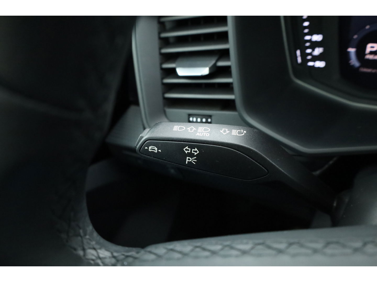 Audi A1 Sportback 30 TFSI S-Line | Navi | Apple CarPlay & Android Auto | Stoelverw. | Cruise Control | PDC V+A | 16''