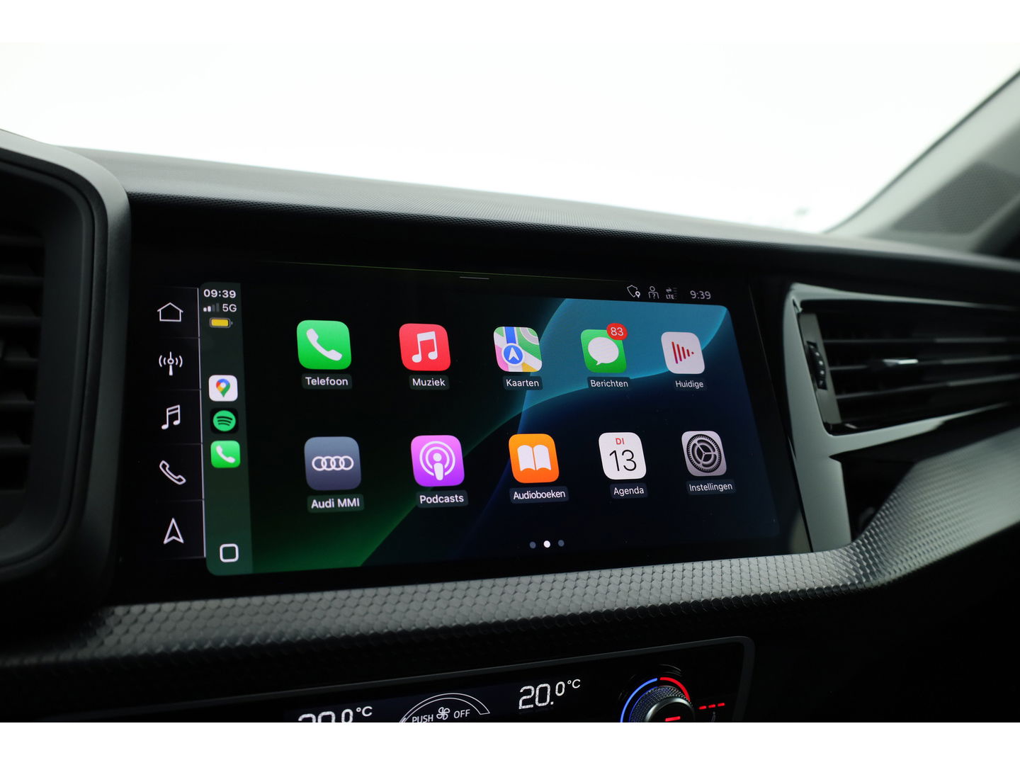 Audi A1 Sportback 30 TFSI S-Line | Navi | Apple CarPlay & Android Auto | Stoelverw. | Cruise Control | PDC V+A | 16''