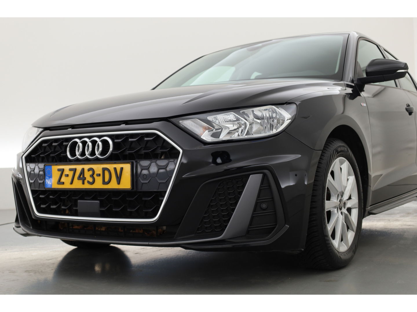 Audi A1 Sportback 30 TFSI S-Line | Navi | Apple CarPlay & Android Auto | Stoelverw. | Cruise Control | PDC V+A | 16''