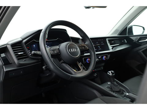 Audi A1 Sportback 30 TFSI S-Line | Navi | Apple CarPlay & Android Auto | Stoelverw. | Cruise Control | PDC V+A | 16''