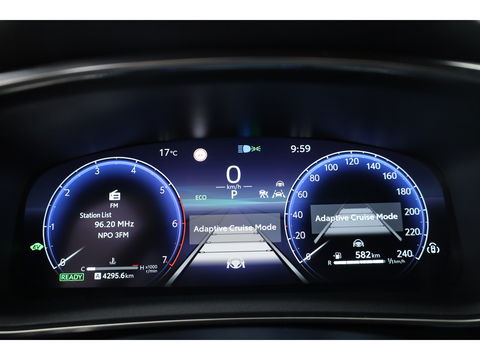 Toyota Corolla Touring Sports 1.8 First Edition Hybrid 140 | Adapt. Cruise | Stoel- Stuurverw. | Keyless | Camera | Apple CarPlay & Android Auto