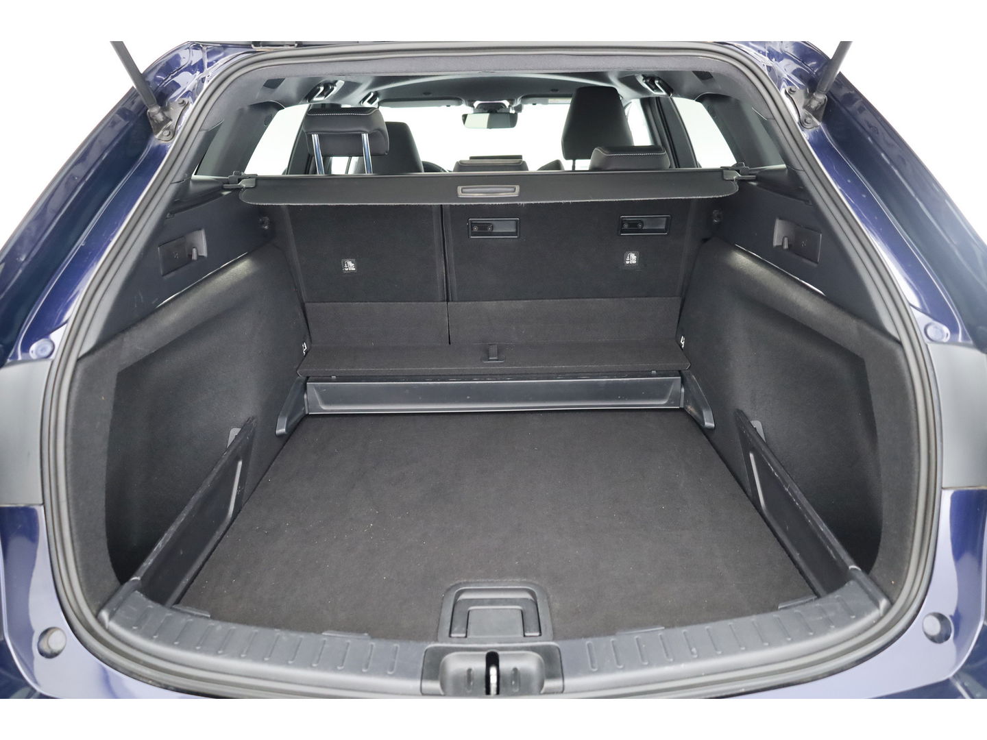 Toyota Corolla Touring Sports 1.8 First Edition Hybrid 140 | Adapt. Cruise | Stoel- Stuurverw. | Keyless | Camera | Apple CarPlay & Android Auto