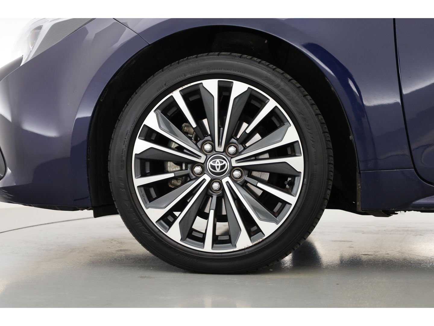 Toyota Corolla Touring Sports 1.8 First Edition Hybrid 140 | Adapt. Cruise | Stoel- Stuurverw. | Keyless | Camera | Apple CarPlay & Android Auto