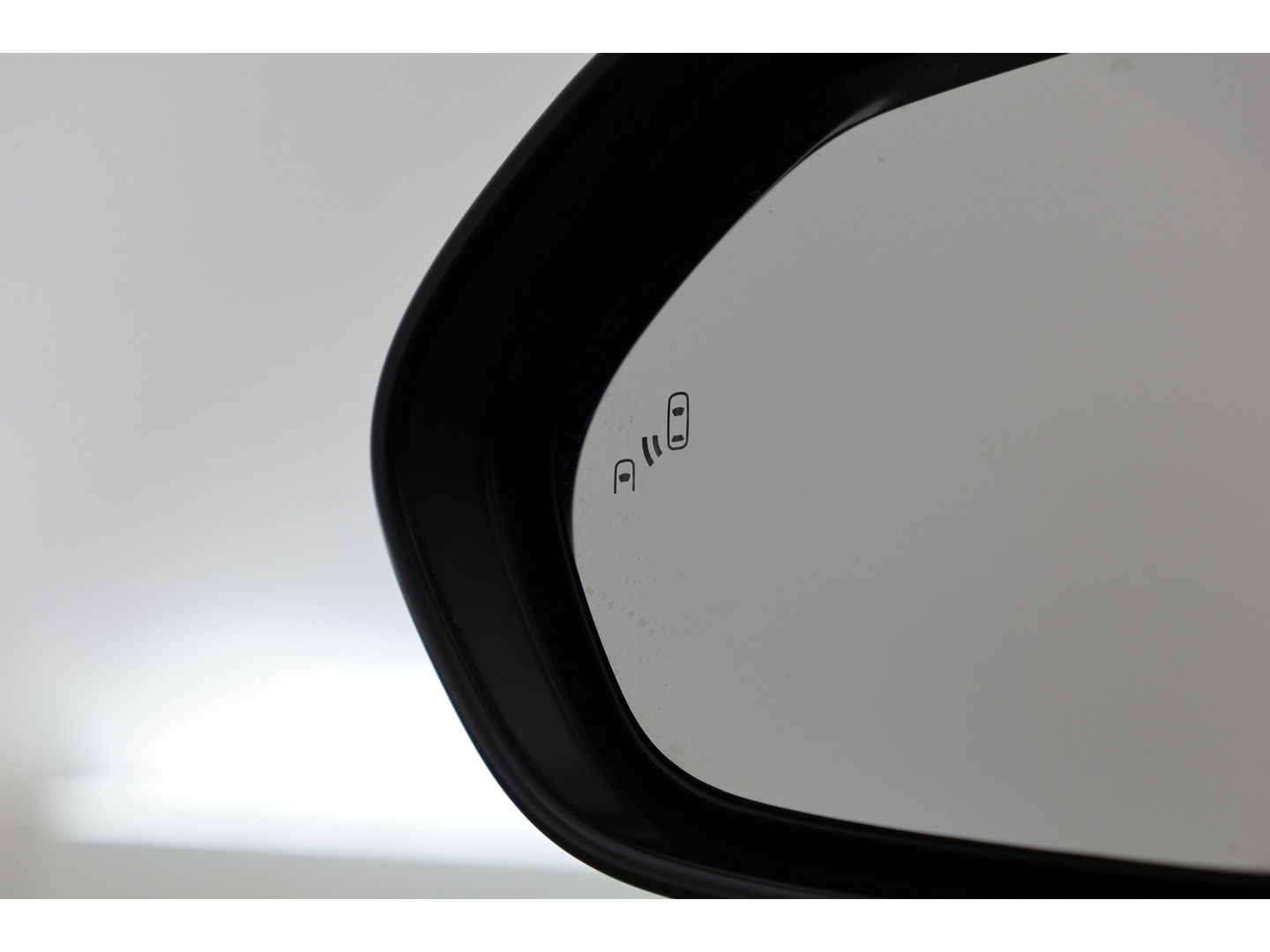 Toyota Corolla Touring Sports 1.8 First Edition Hybrid 140 | Adapt. Cruise | Stoel- Stuurverw. | Keyless | Camera | Apple CarPlay & Android Auto