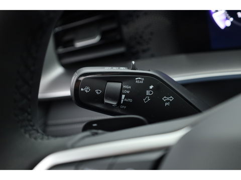 Volkswagen Tayron 1.5 eTSI Life Edition 7p. | Panoramadak | Elek. Trekhaak | Adapt. Cruise | Stoel- Stuurverw/ | Apple CarPlay | Dodehoekdet.