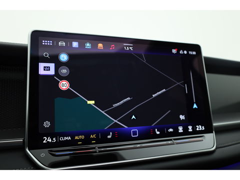 Volkswagen Tayron 1.5 eTSI Life Edition 7p. | Panoramadak | Elek. Trekhaak | Adapt. Cruise | Stoel- Stuurverw/ | Apple CarPlay | Dodehoekdet.