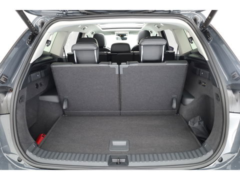 Volkswagen Tayron 1.5 eTSI Life Edition 7p. | Panoramadak | Elek. Trekhaak | Adapt. Cruise | Stoel- Stuurverw/ | Apple CarPlay | Dodehoekdet.