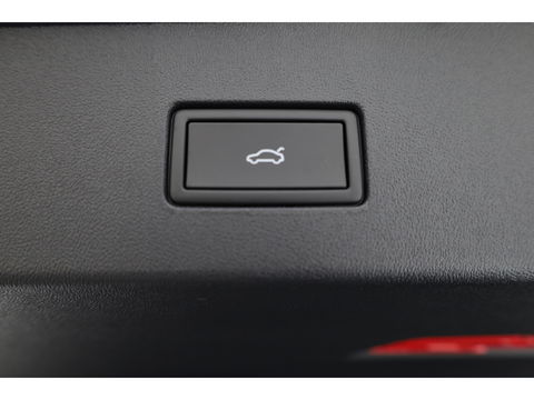 Volkswagen Tayron 1.5 eTSI Life Edition 7p. | Panoramadak | Elek. Trekhaak | Adapt. Cruise | Stoel- Stuurverw/ | Apple CarPlay | Dodehoekdet.