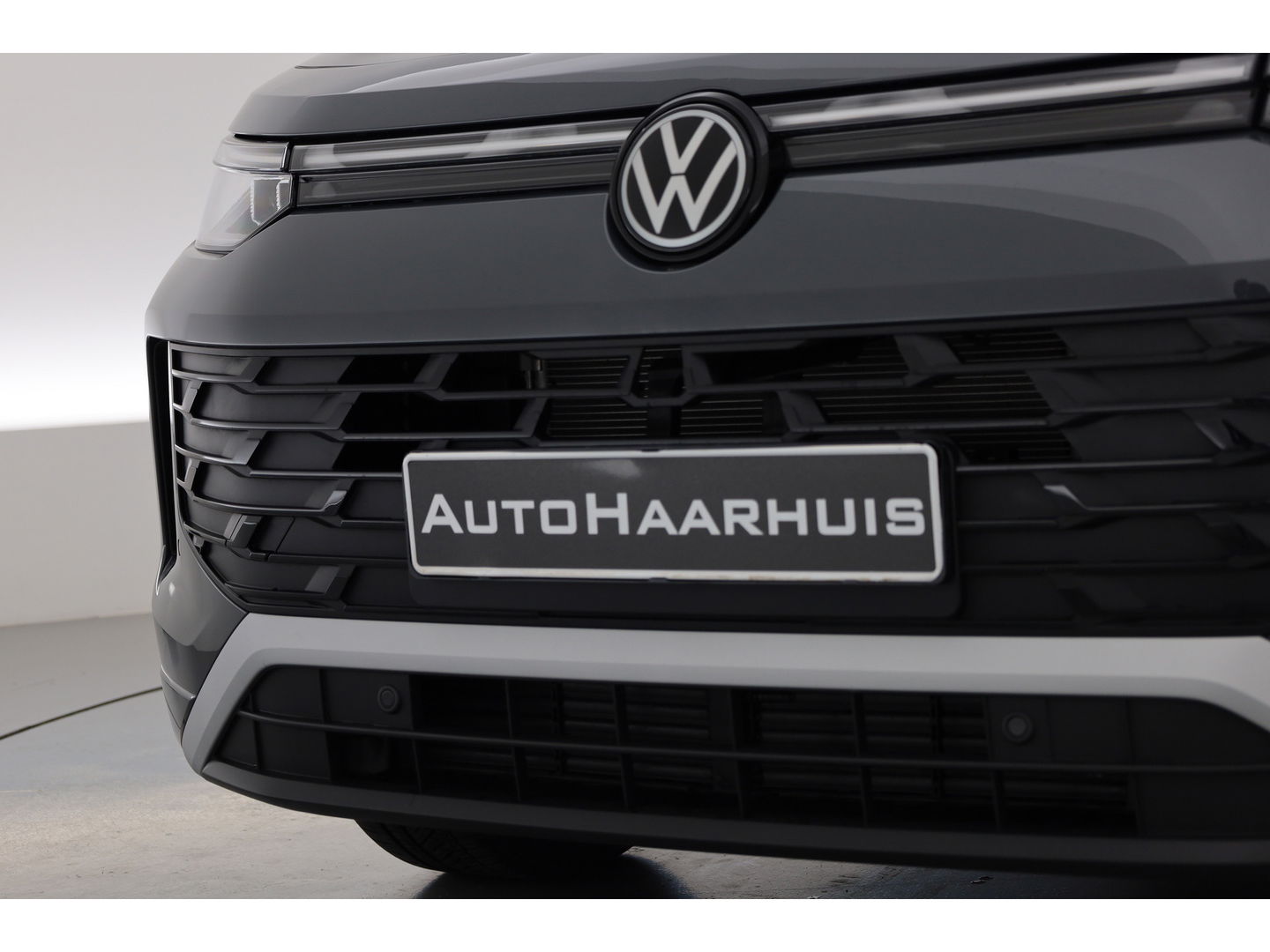 Volkswagen Tayron 1.5 eTSI Life Edition 7p. | Panoramadak | Elek. Trekhaak | Adapt. Cruise | Stoel- Stuurverw/ | Apple CarPlay | Dodehoekdet.